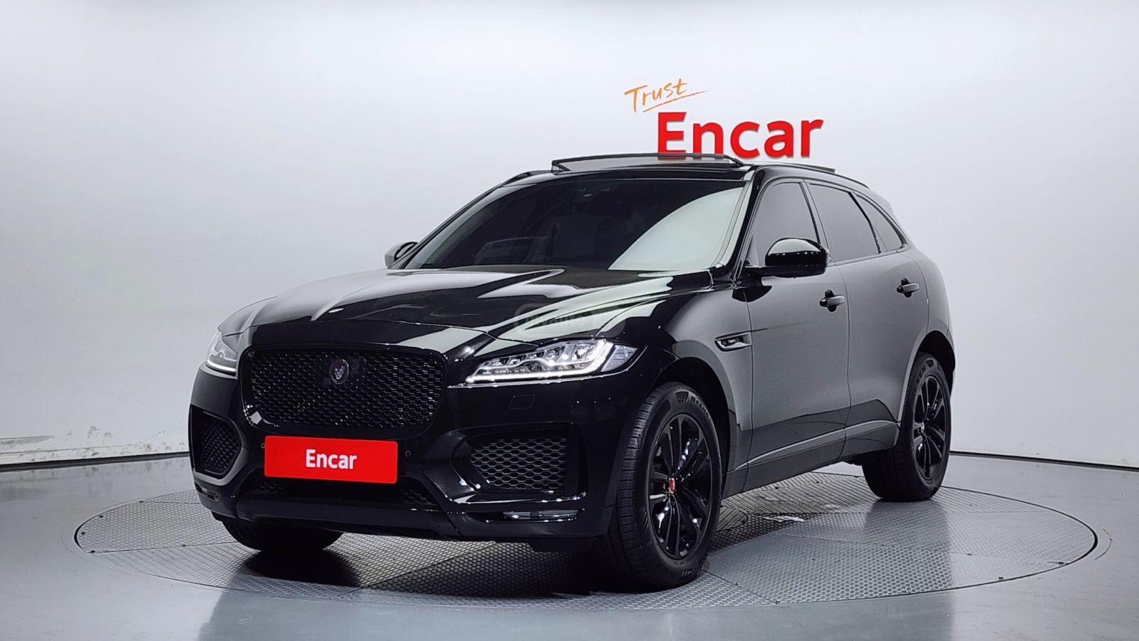 Jaguar F-Pace 2020 — photo 2
