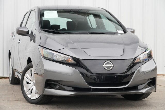 Nissan Leaf 2025 — photo 2