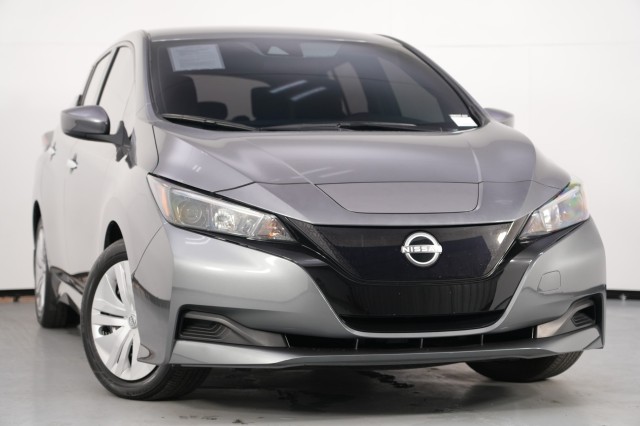 Nissan Leaf 2025 — photo 2