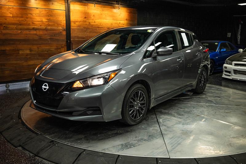 Nissan Leaf 2025 — photo 2