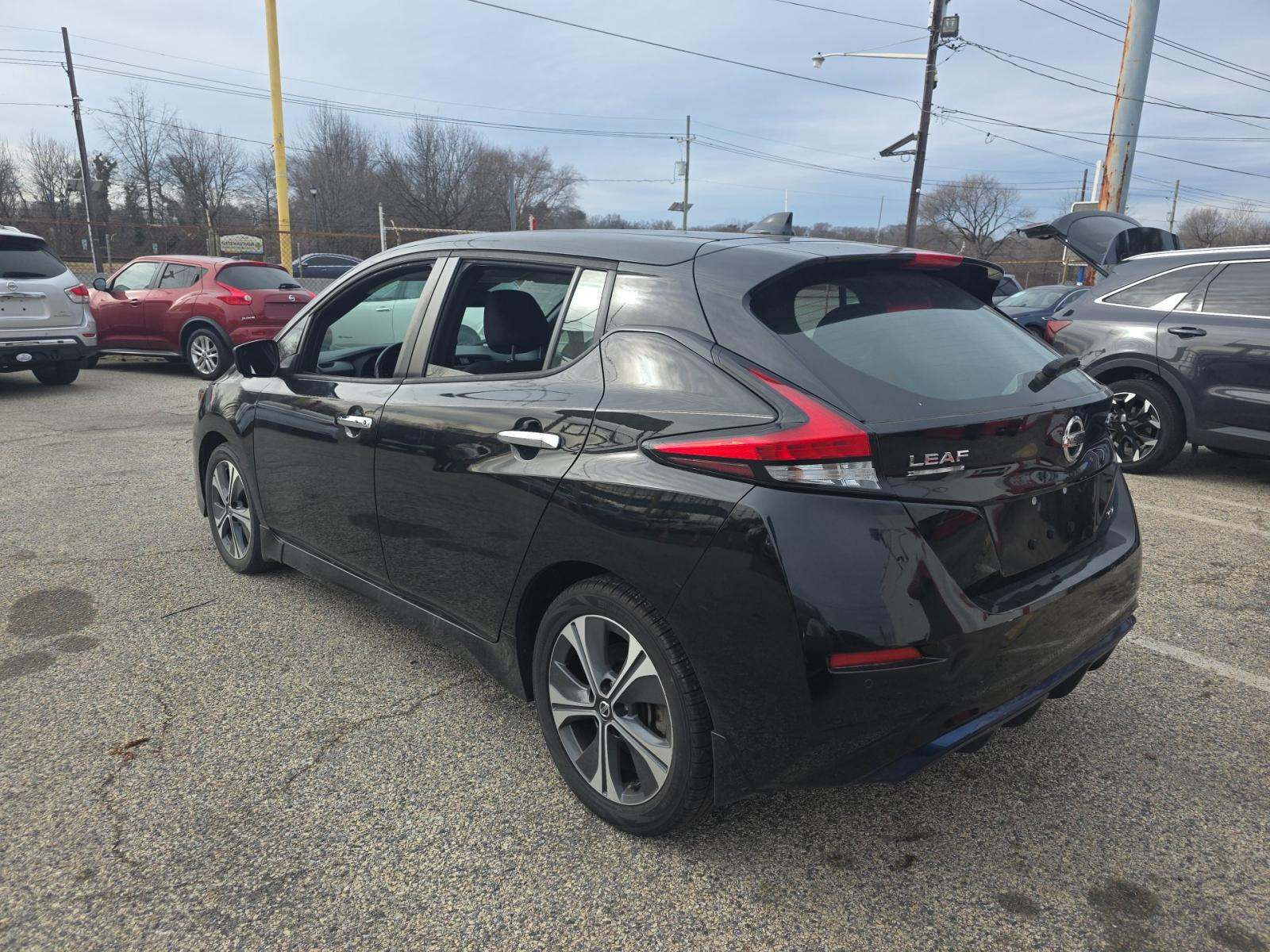 Nissan Leaf 2020 — photo 2
