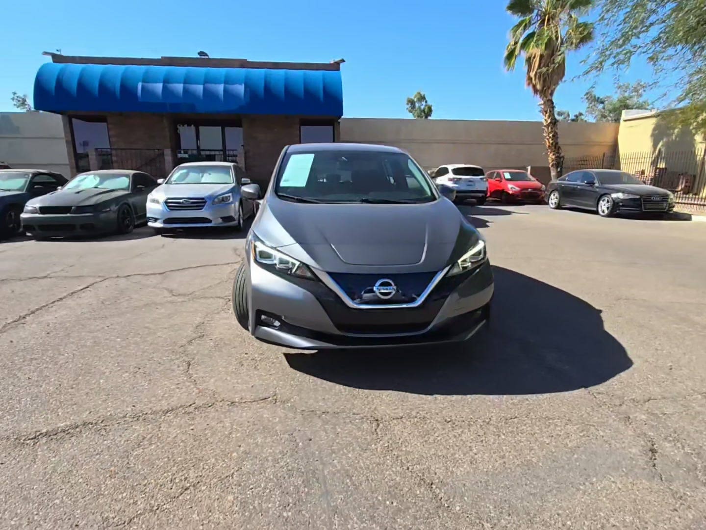 Nissan Leaf 2020 — photo 2
