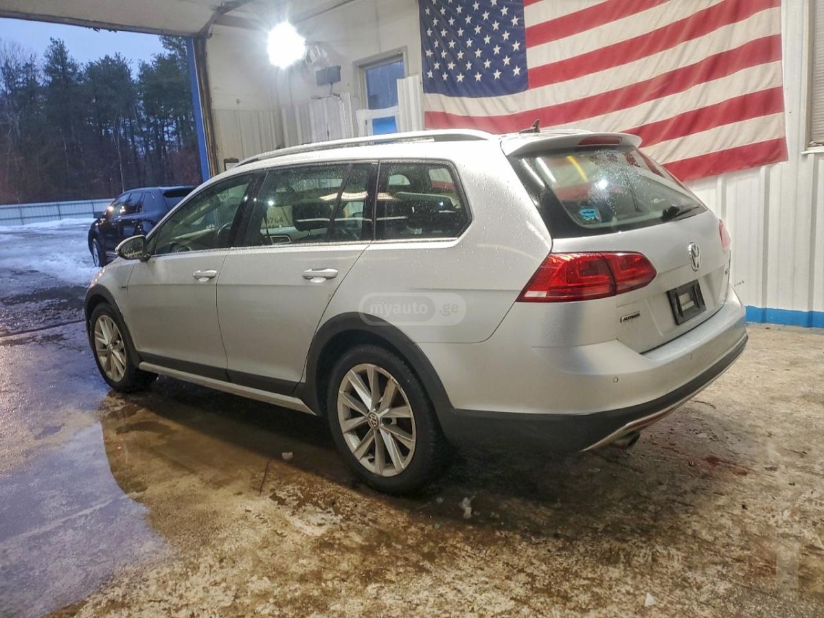 Volkswagen Golf 2017 — photo 2