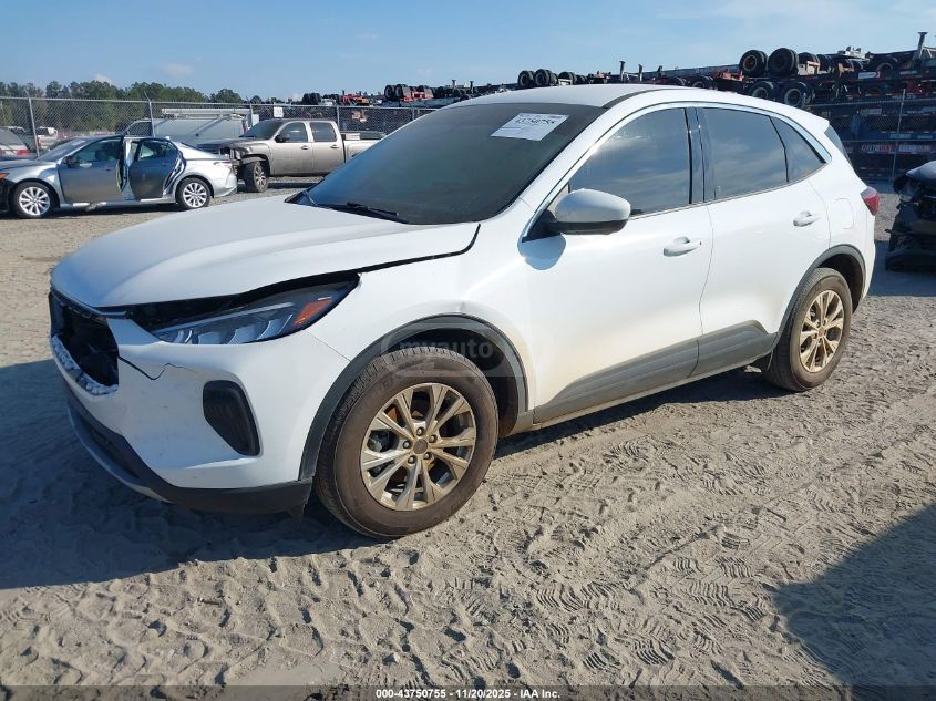 Ford Escape 2023 — photo 2