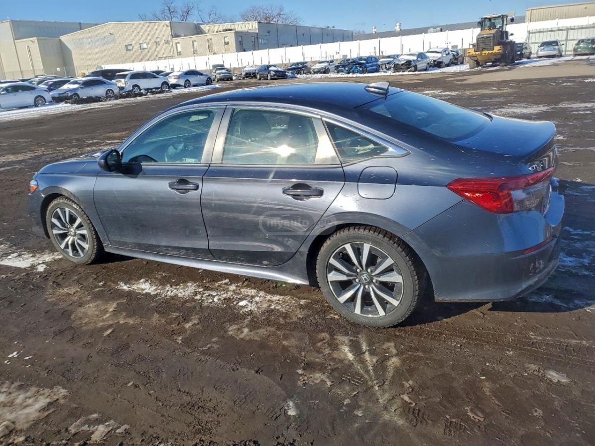 Honda Civic 2022 — photo 2