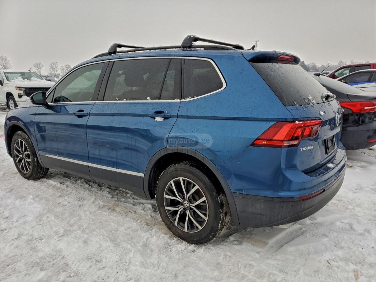 Volkswagen Tiguan 2018 — photo 2