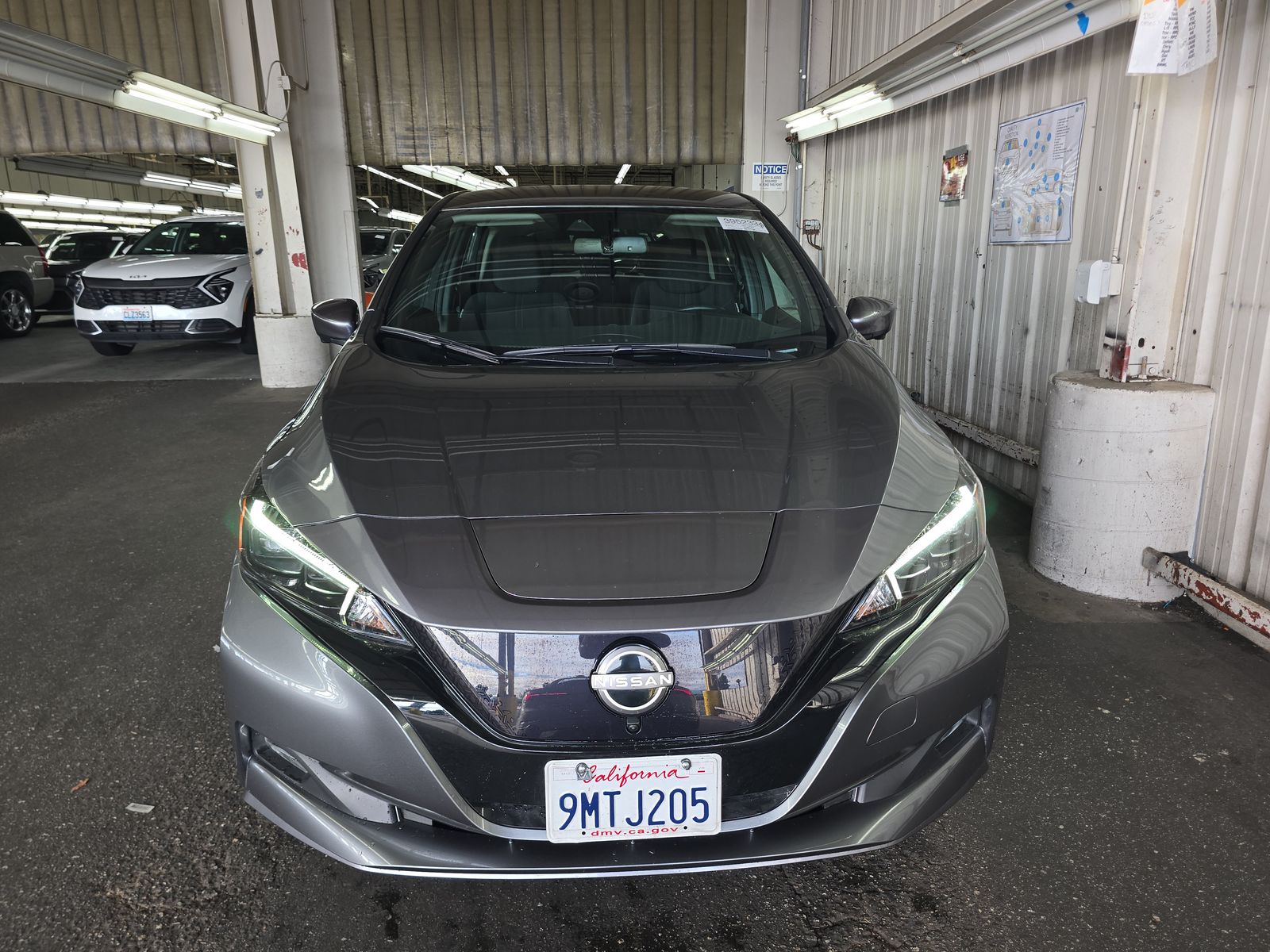 Nissan Leaf 2024 — photo 2