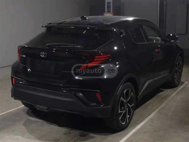 Toyota C-HR 2020 — photo 2