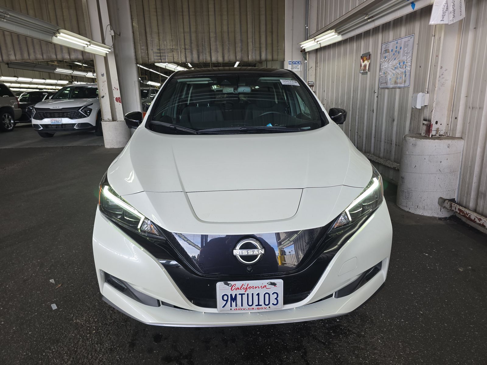 Nissan Leaf 2024 — photo 2