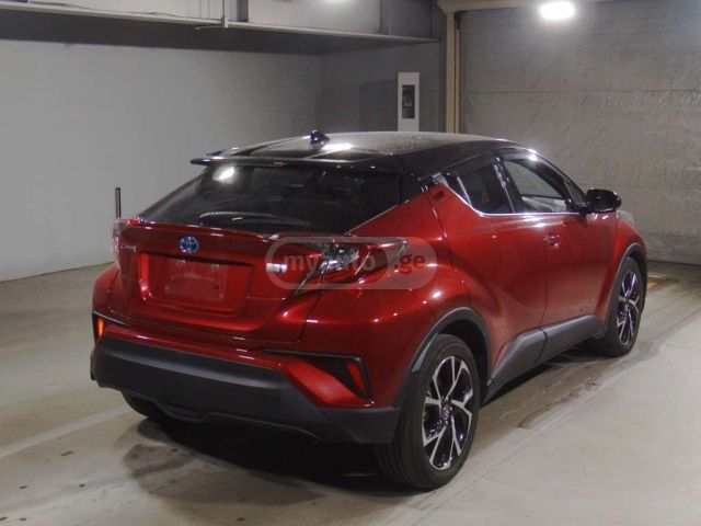 Toyota CHR 2019 — photo 2