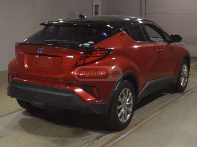 Toyota C-HR 2019 — photo 2