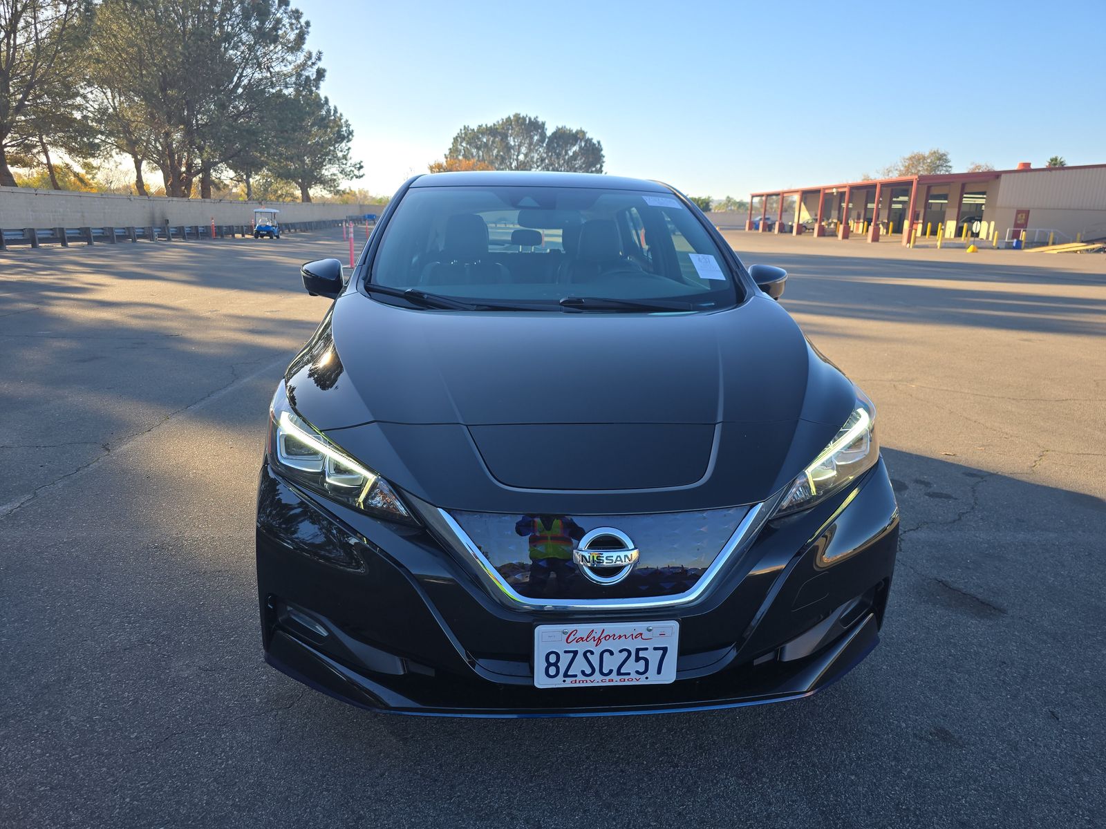 Nissan Leaf 2022 — photo 2