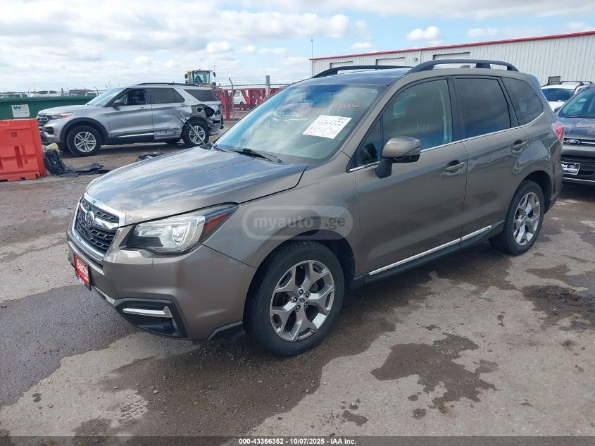 Subaru Forester 2017 — photo 2