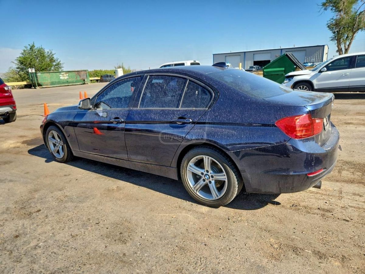 BMW 320 2015 — photo 2