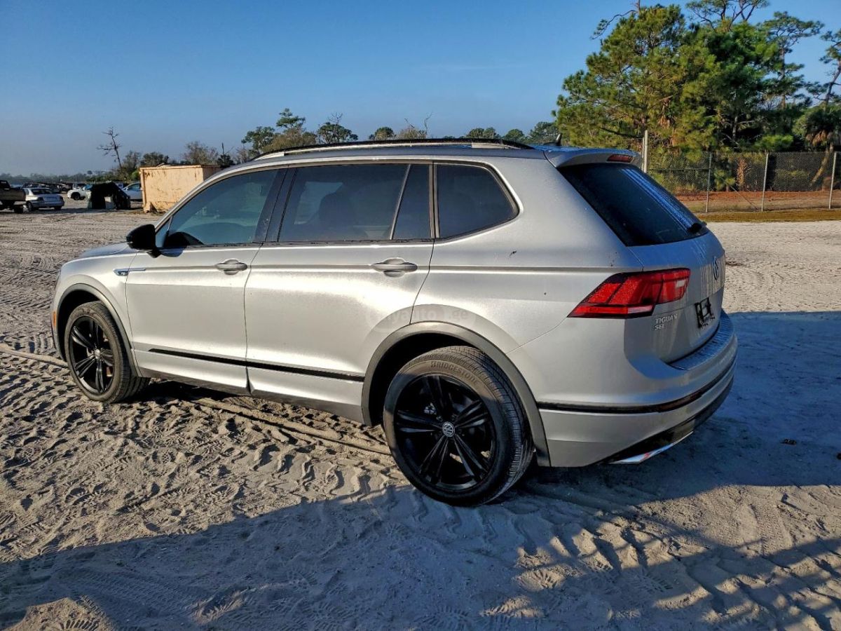 Volkswagen Tiguan 2019 — photo 2
