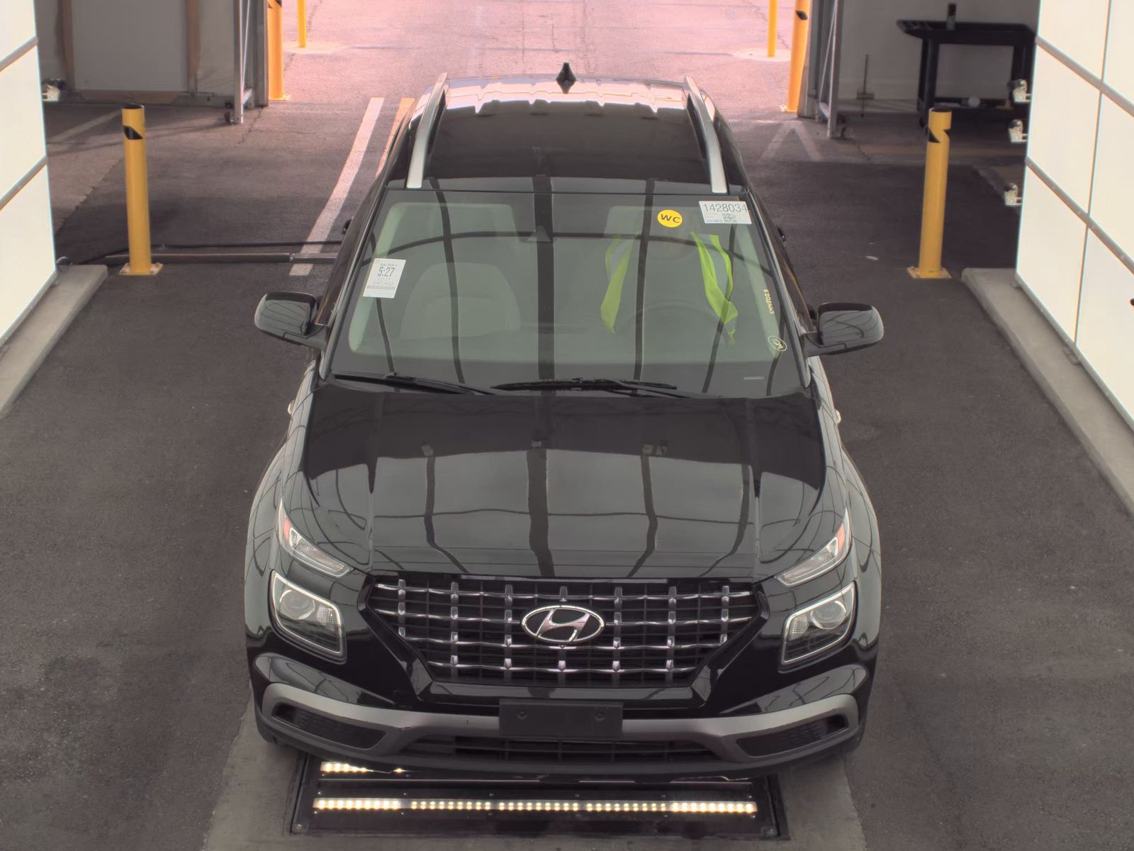Hyundai Venue 2021 — photo 2