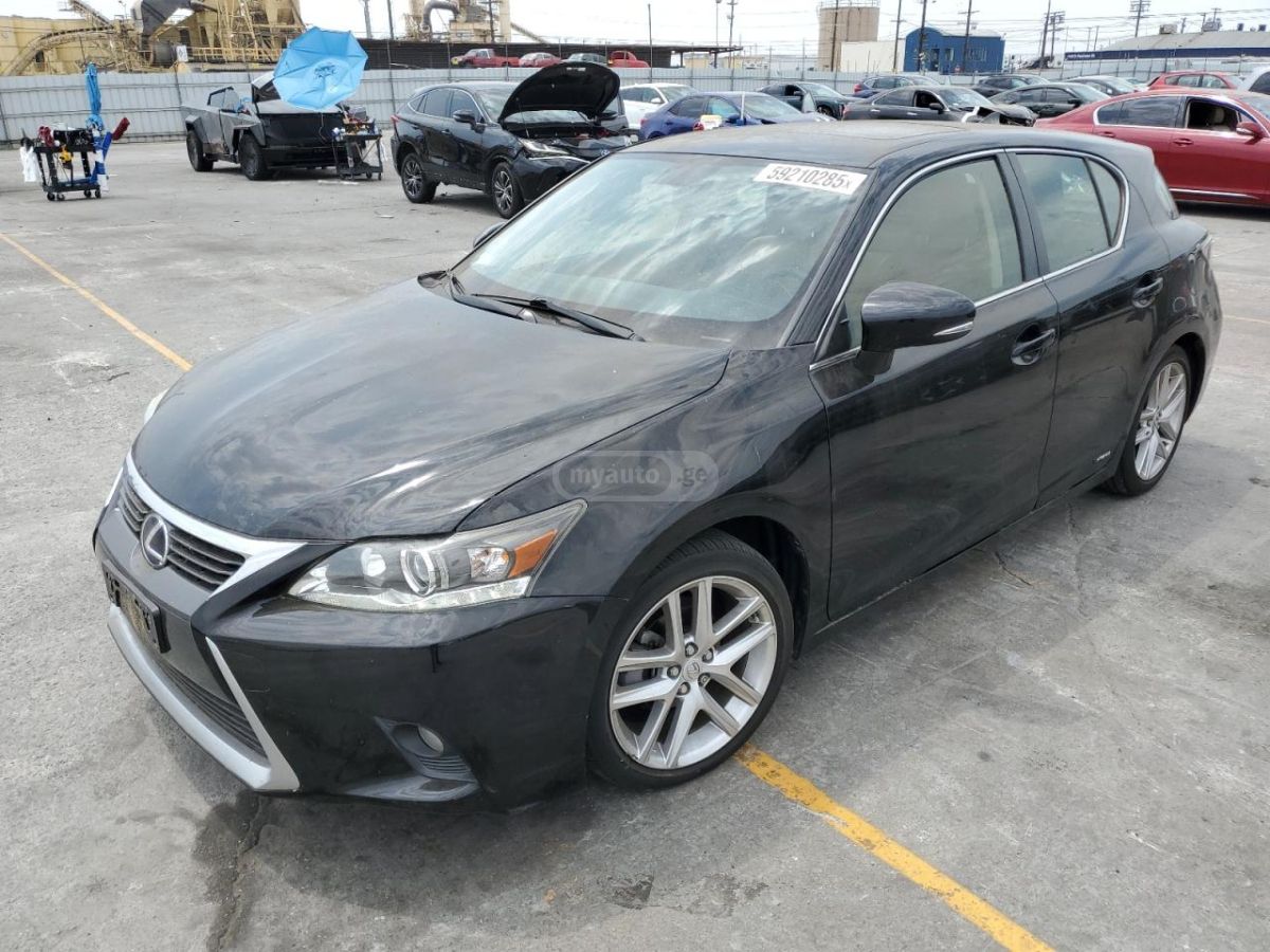 Lexus CT 200 h