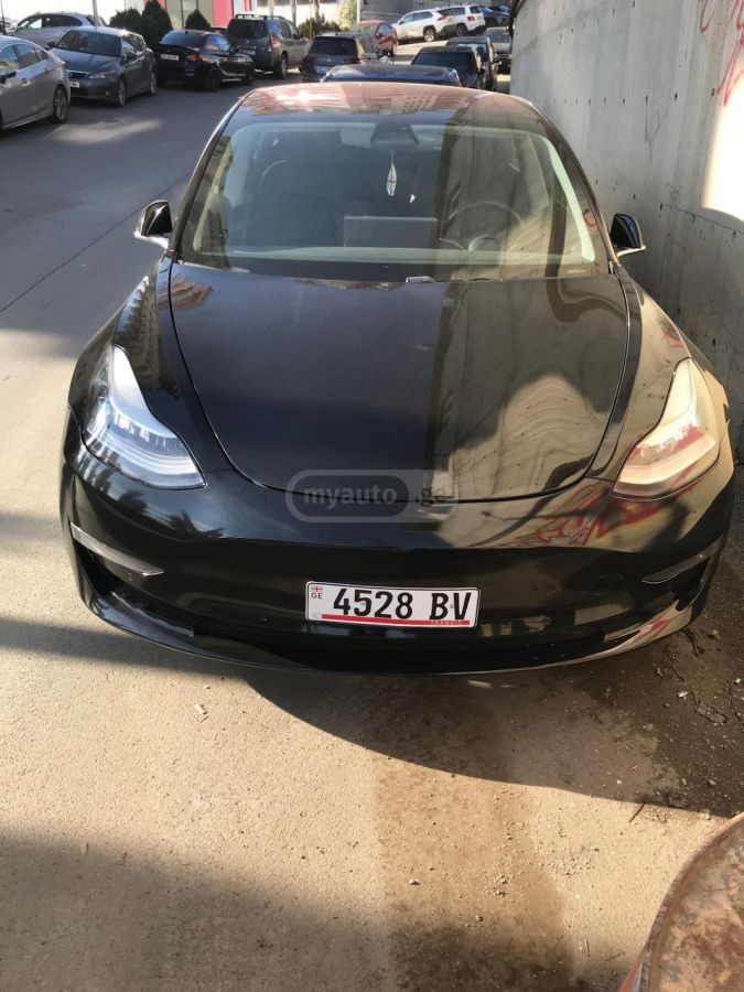 Tesla Model 3 2018 — photo 2