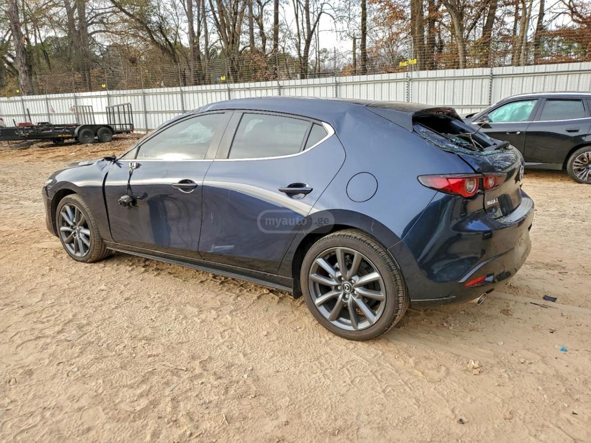 Mazda 1300 2023 — photo 2
