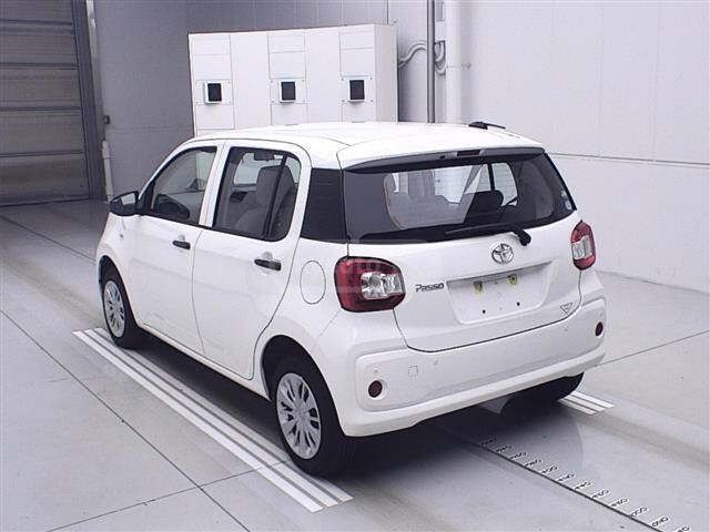 Toyota Passo 2020 — photo 2