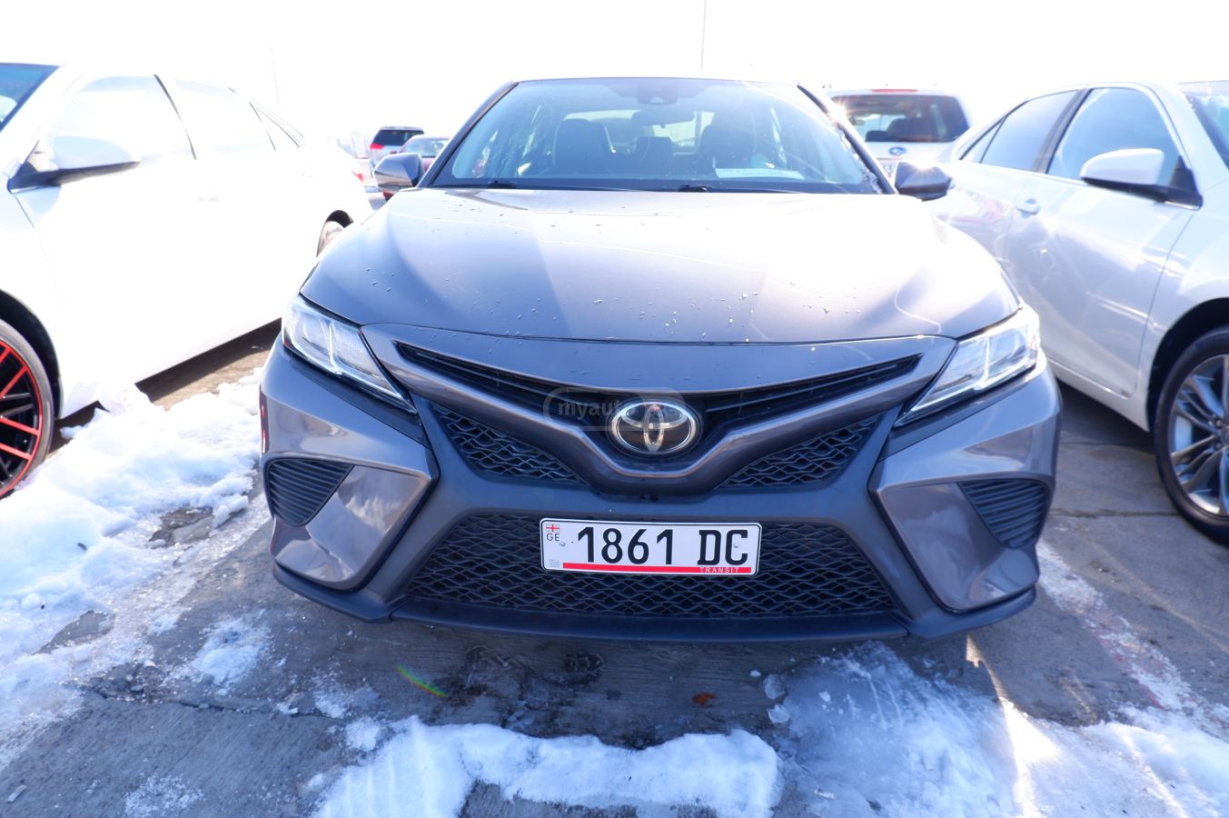 Toyota Camry 2019 — photo 2