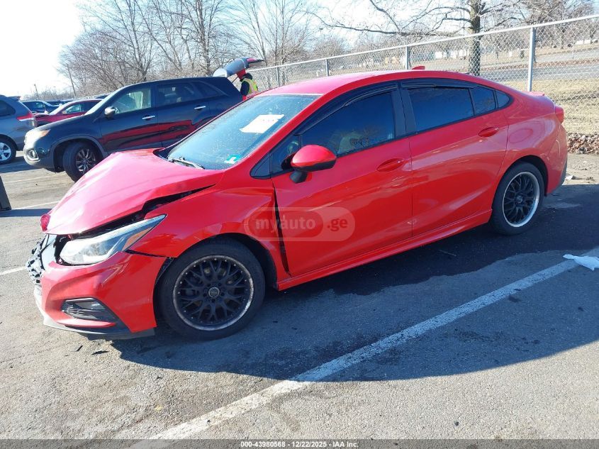 Chevrolet Cruze 2018 — photo 2