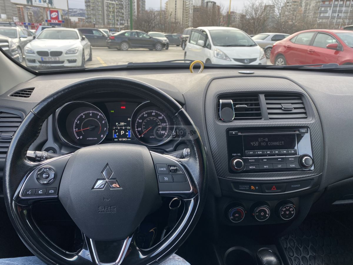 Mitsubishi Outlander Sport