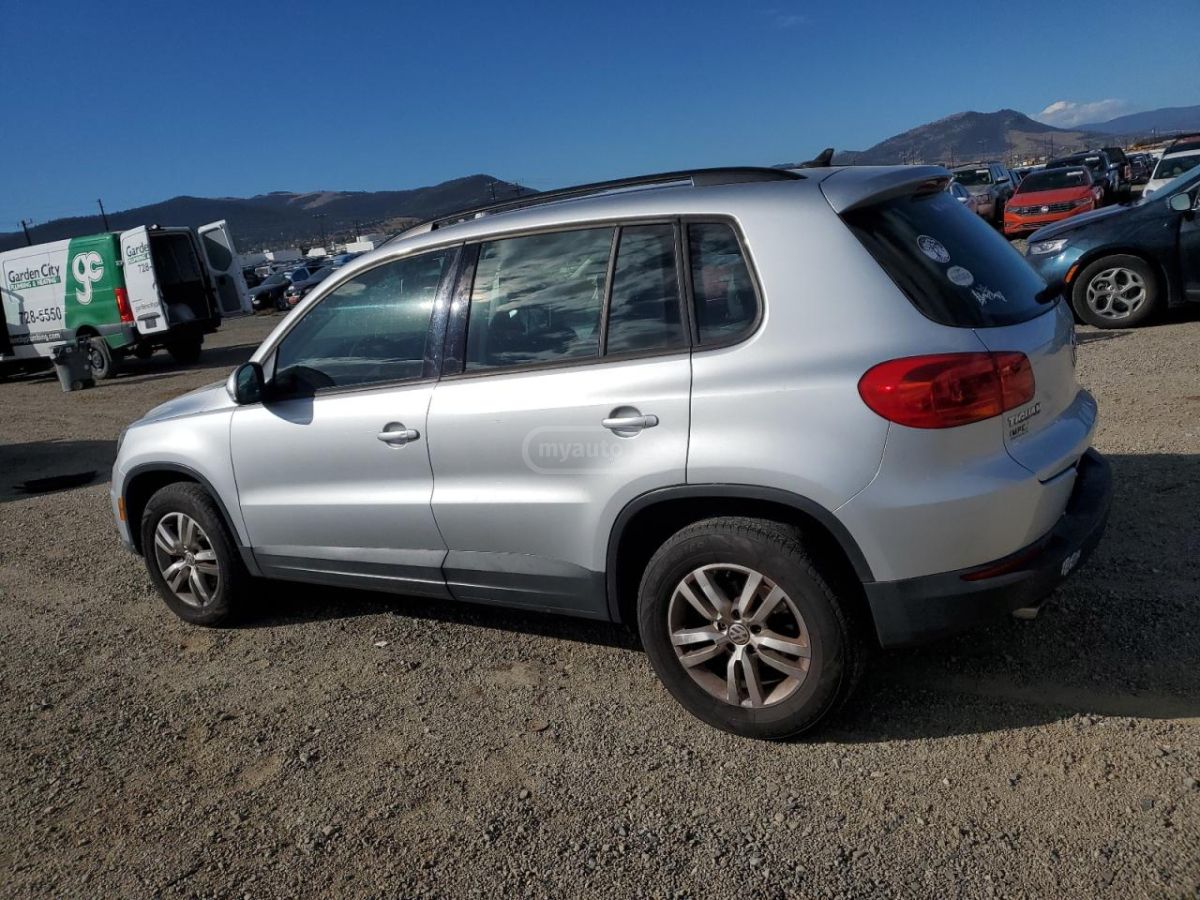 Volkswagen Tiguan 2017 — photo 2