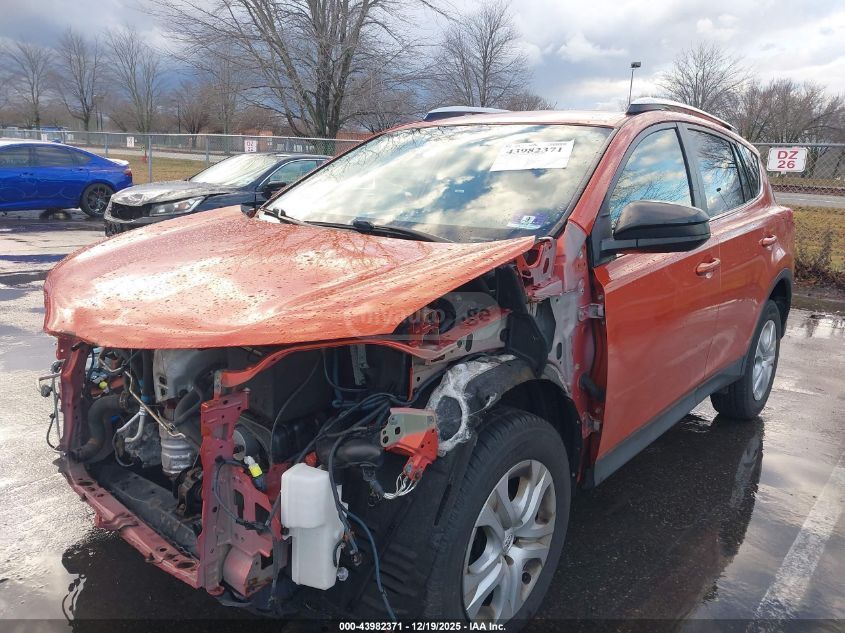 Toyota RAV4 2015 — photo 2