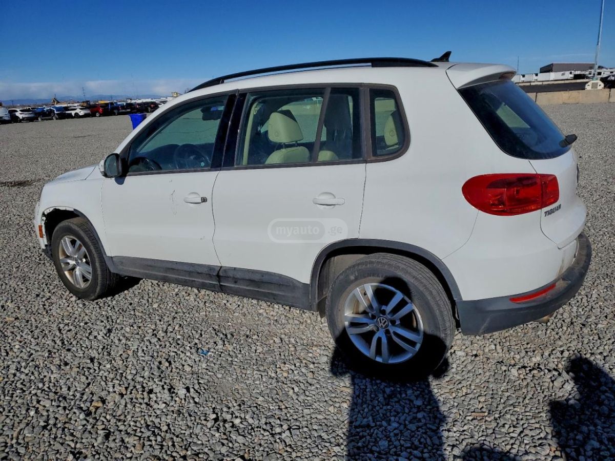 Volkswagen Tiguan 2017 — photo 2
