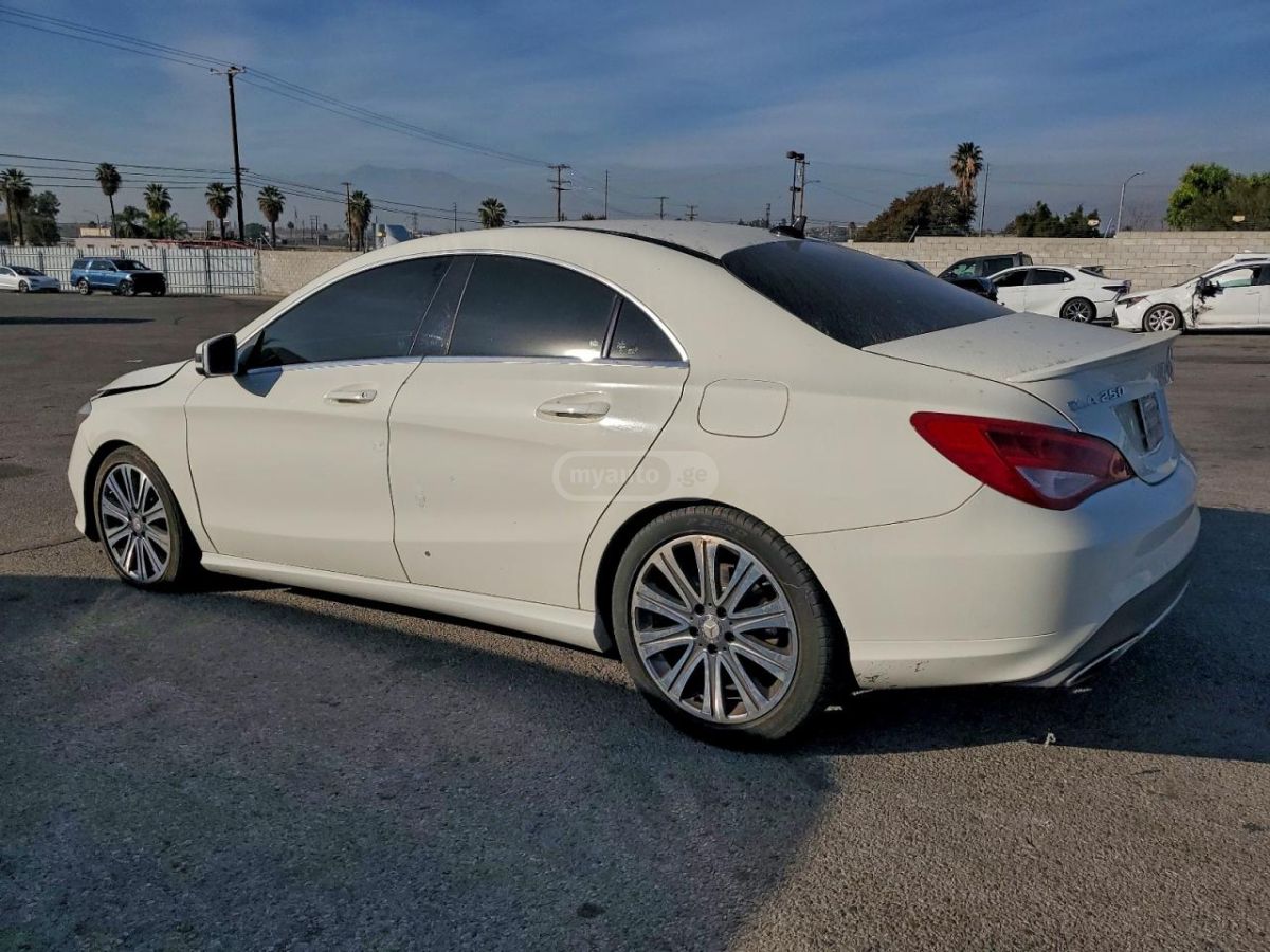 Mercedes-Benz CLA 250 2017 — photo 2