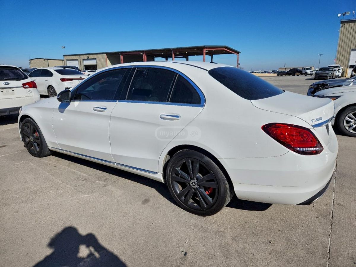 Mercedes-Benz C 30 AMG 2019 — photo 2