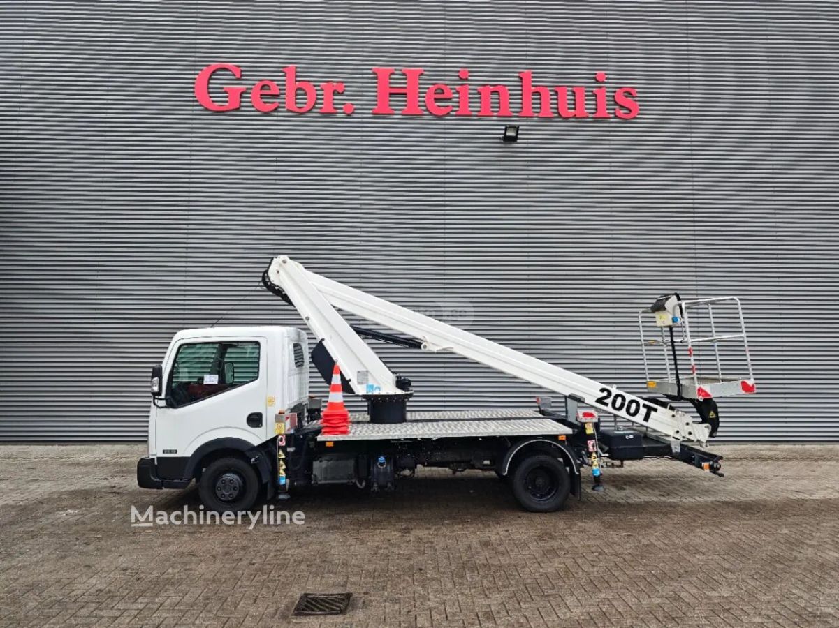 Nissan Cabstar