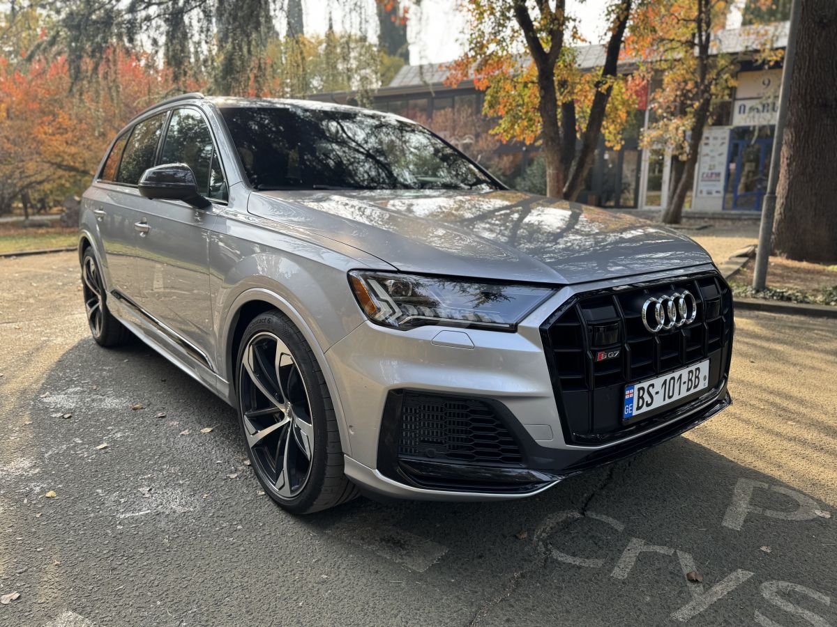 Audi SQ7 2020 — photo 2