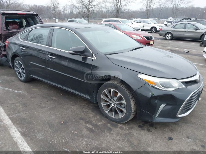 Toyota Avalon 2017 — photo 2