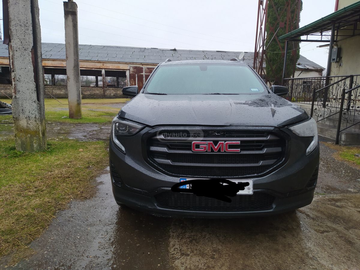 GMC Terrain 2018 — photo 2