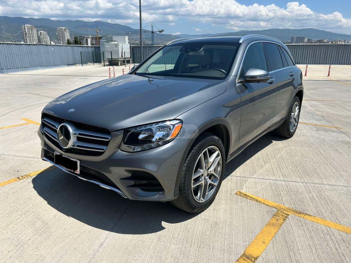 Mercedes-Benz GLC 300 2016 — photo 2