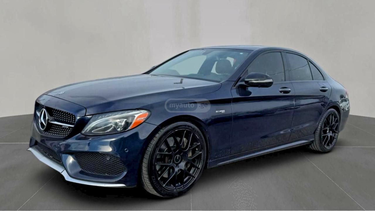 Mercedes-Benz C 43 AMG 2018 — photo 2