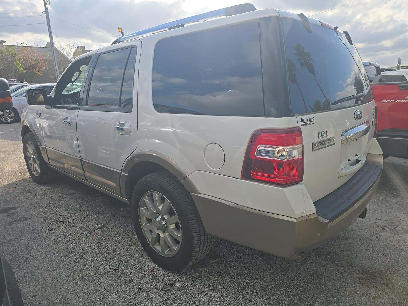 Ford Expedition 2014 — photo 2