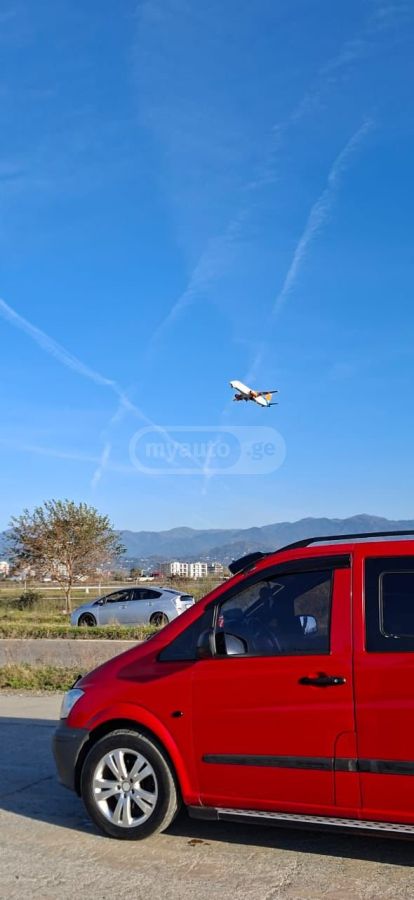 Mercedes-Benz Vito 2012 — photo 2