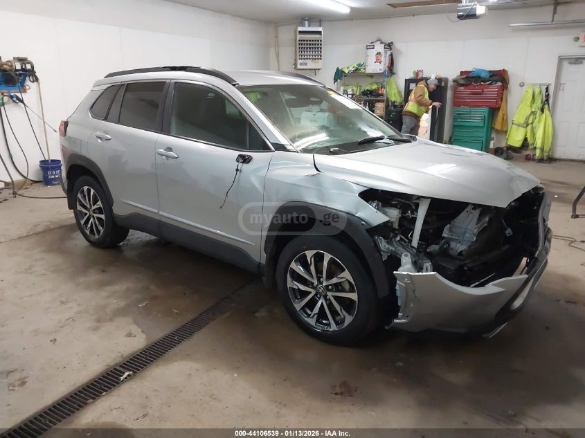 Toyota Corolla Cross 2024 — photo 2