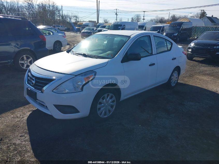 Nissan Versa
