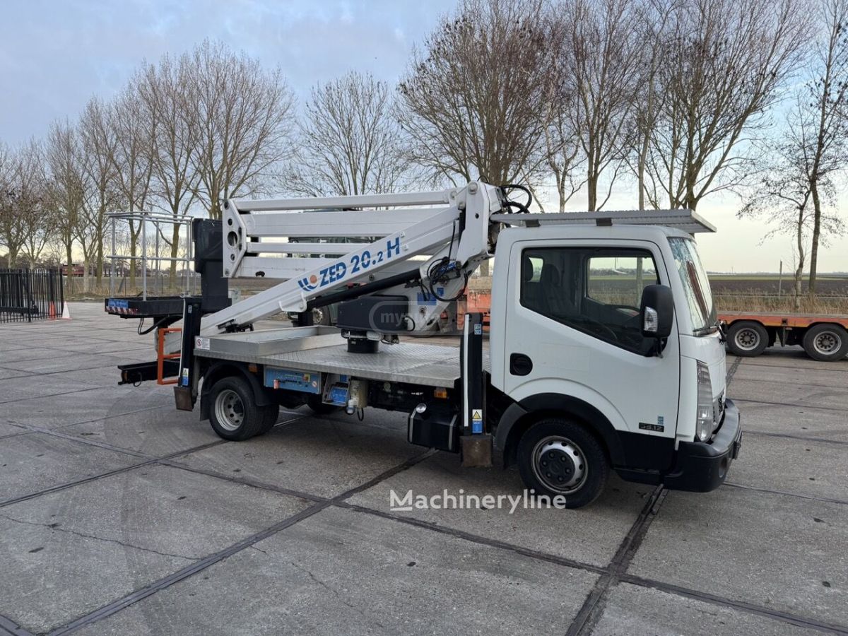 Nissan Cabstar 2015 — photo 2