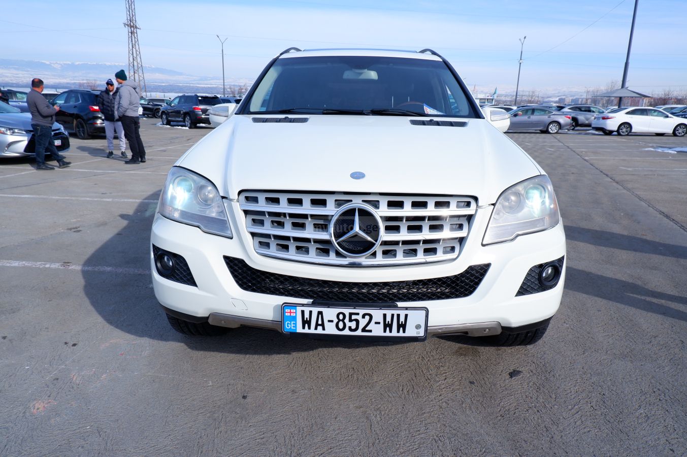 Mercedes-Benz ML 350 2011 — photo 2