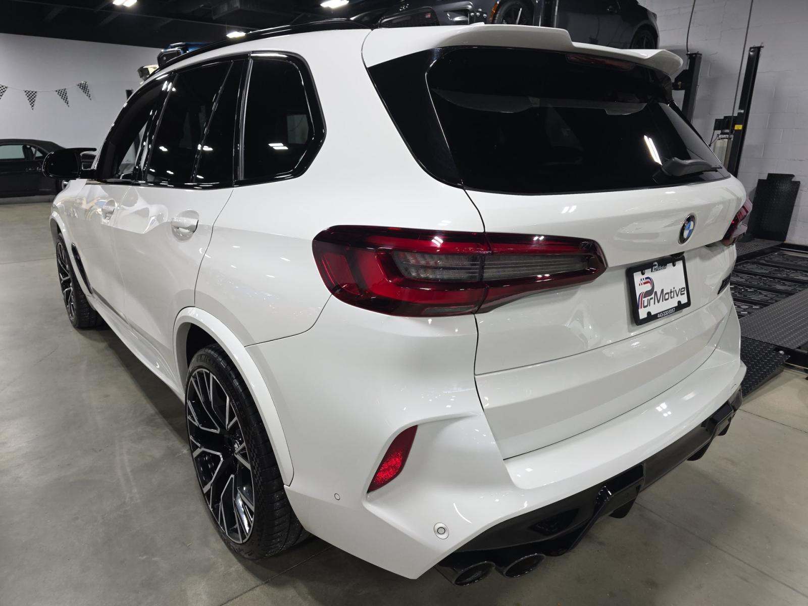 BMW X5 M 2022 — photo 2