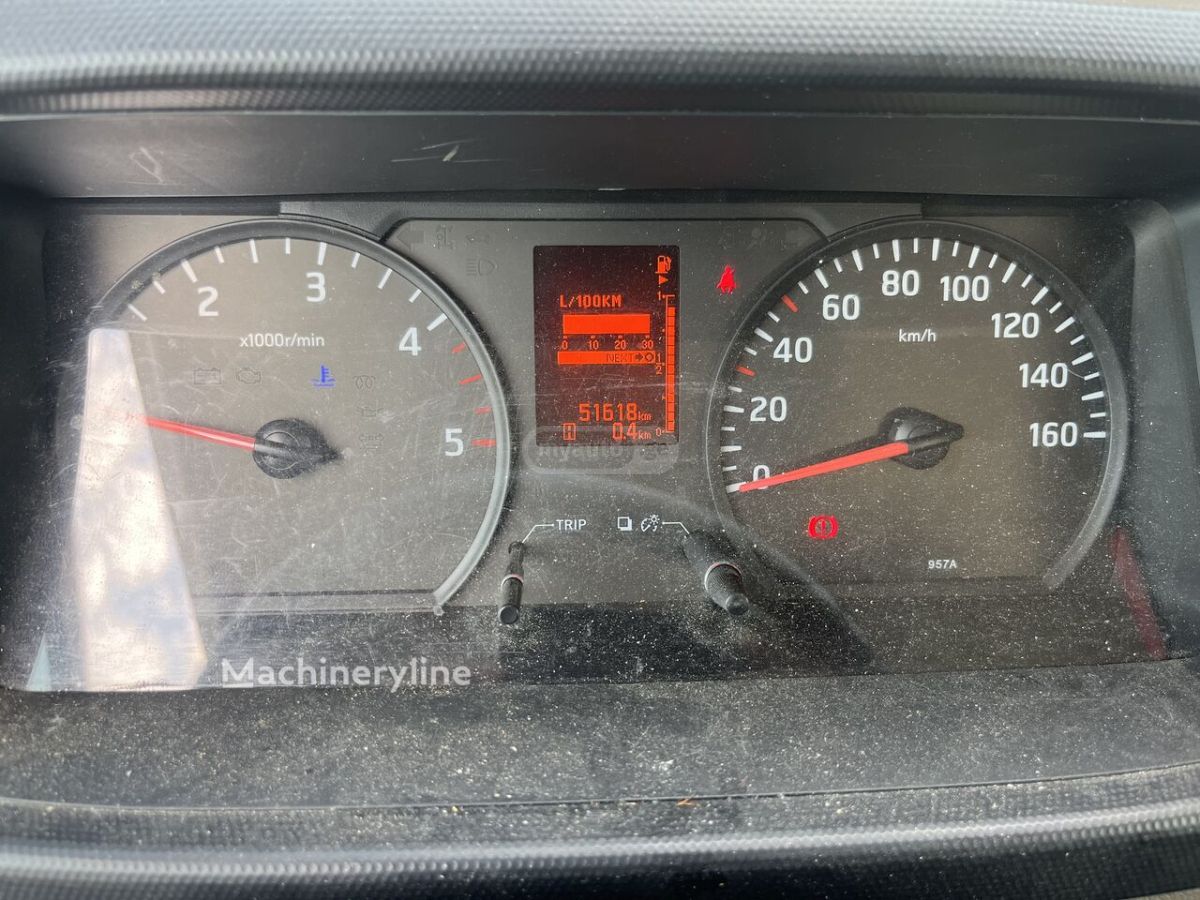 Nissan Cabstar 2016 — photo 2