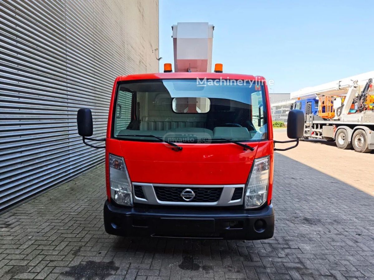 Nissan Cabstar 2015 — photo 2