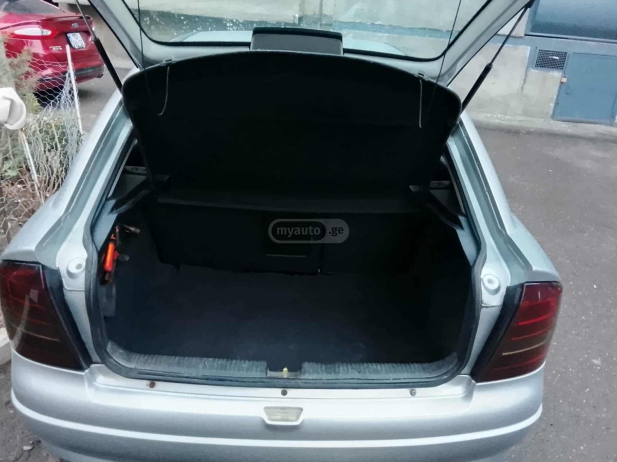 Opel Astra 1999 — photo 2