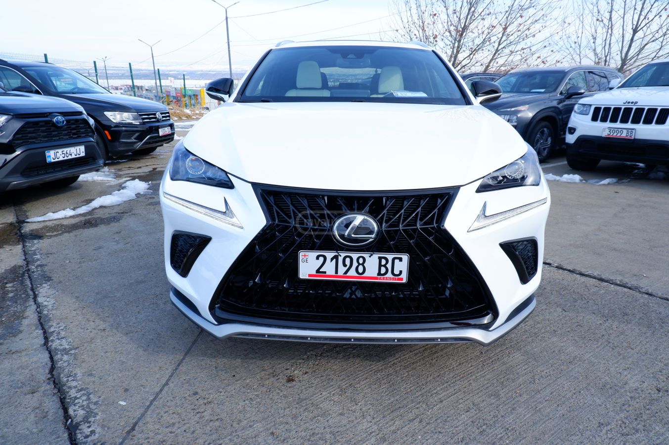 Lexus NX 300 2021 — photo 2