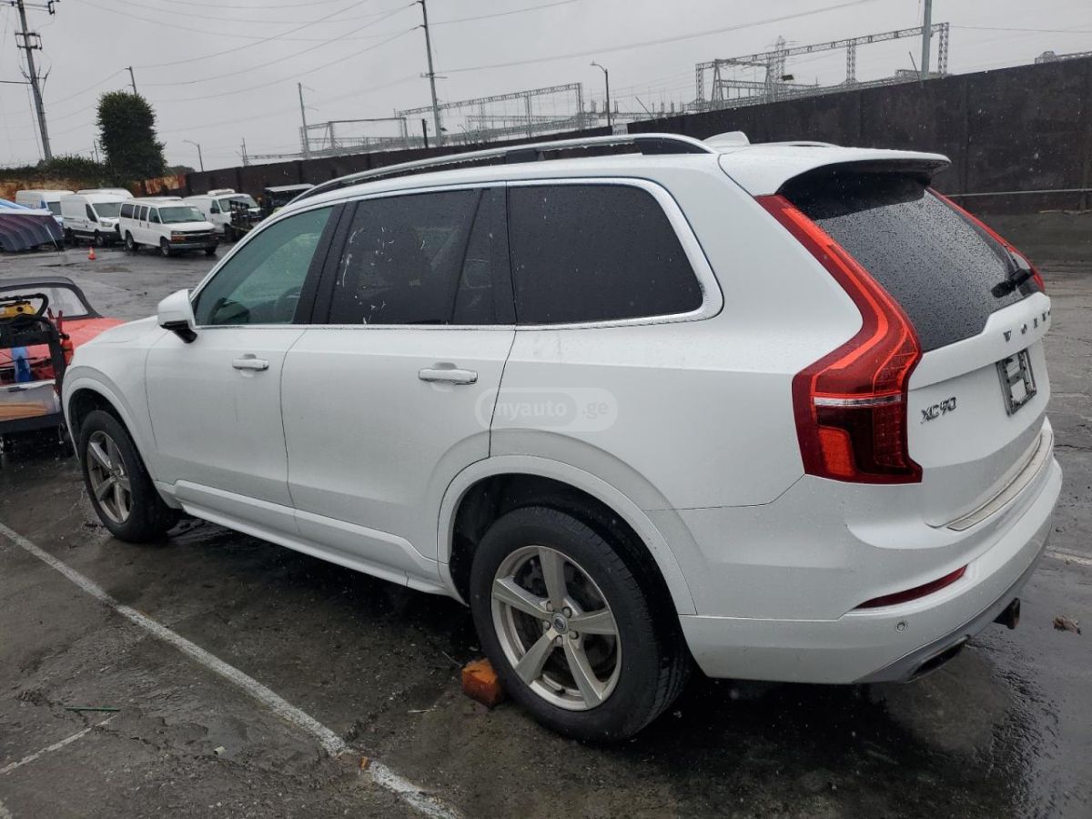 Volvo XC90 2016 — photo 2